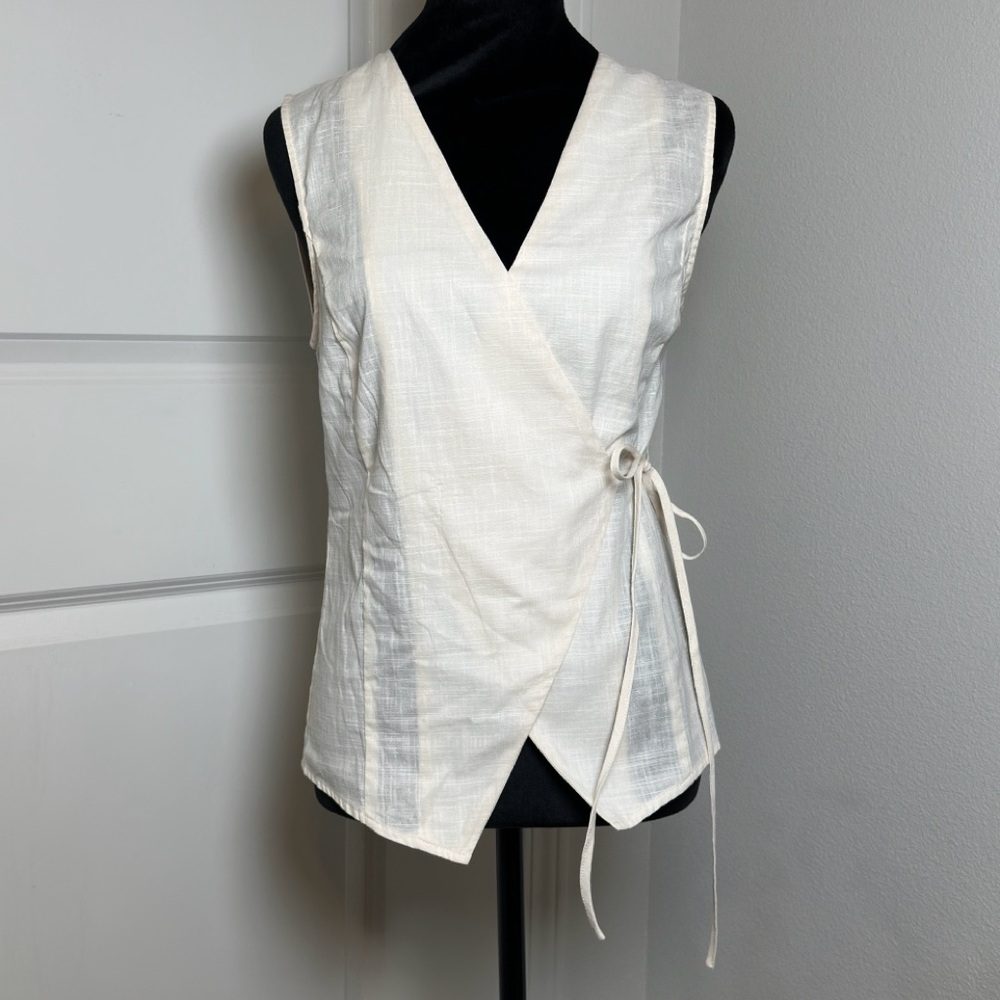 Petal & Pup Cream Sleeveless Wrap Top / BNWT